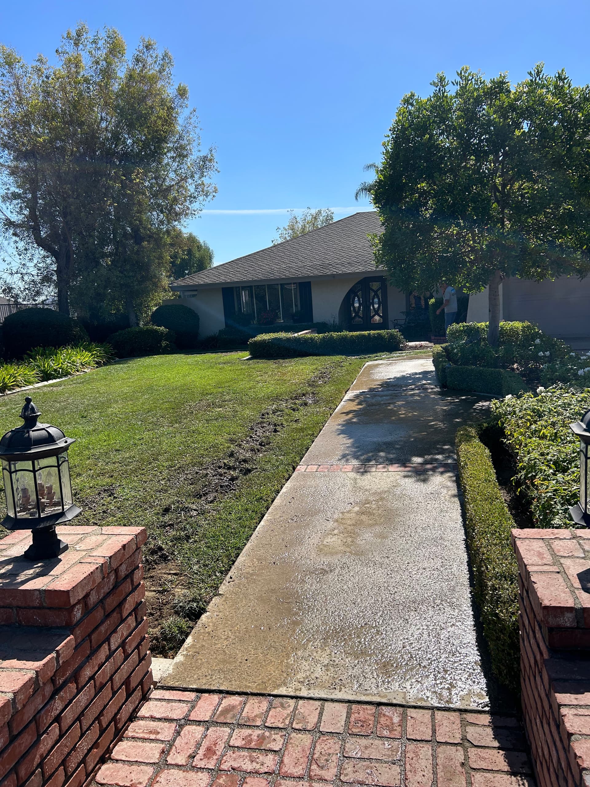 Gallery photos for Water Main Replacement Done Right at a Beautiful Home: Image #2