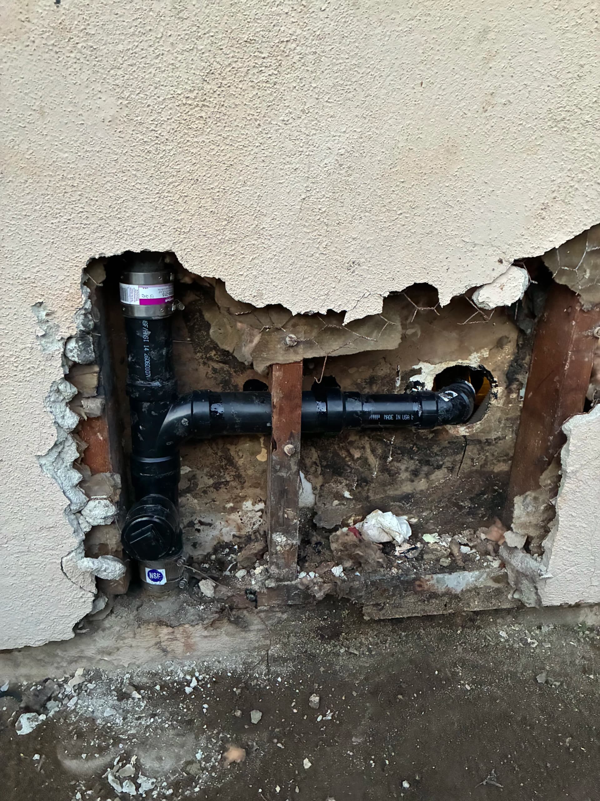 Gallery photos for Hidden Drain Leak Behind the Wall - Found and Fixed: Image #1